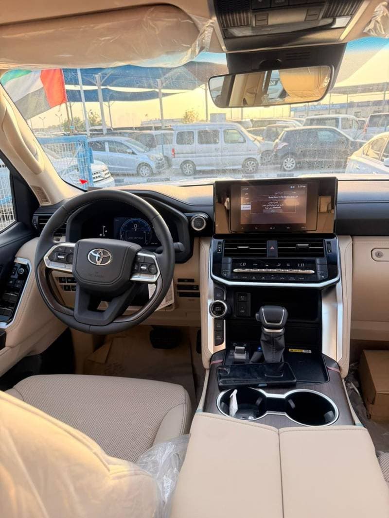 2026 Toyota Land Cruiser GXR thumbnail 5