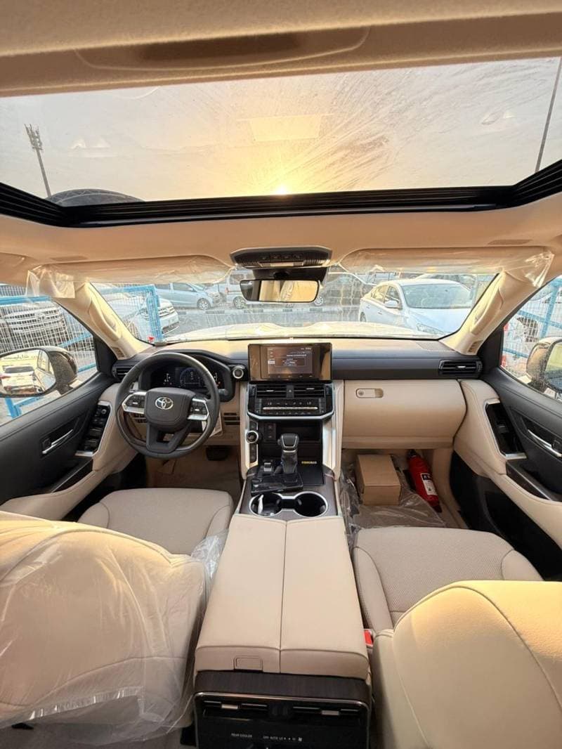2026 Toyota Land Cruiser GXR thumbnail 6