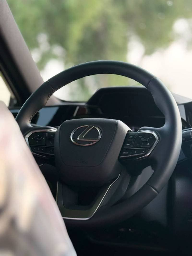 2026 Lexus NX350 PREMIER thumbnail 6