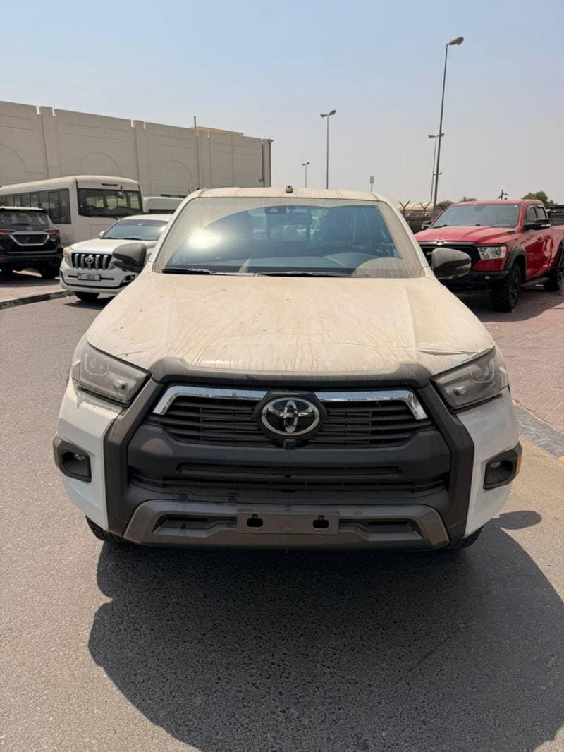 2026 Toyota Hilux ADVENTURE thumbnail 2