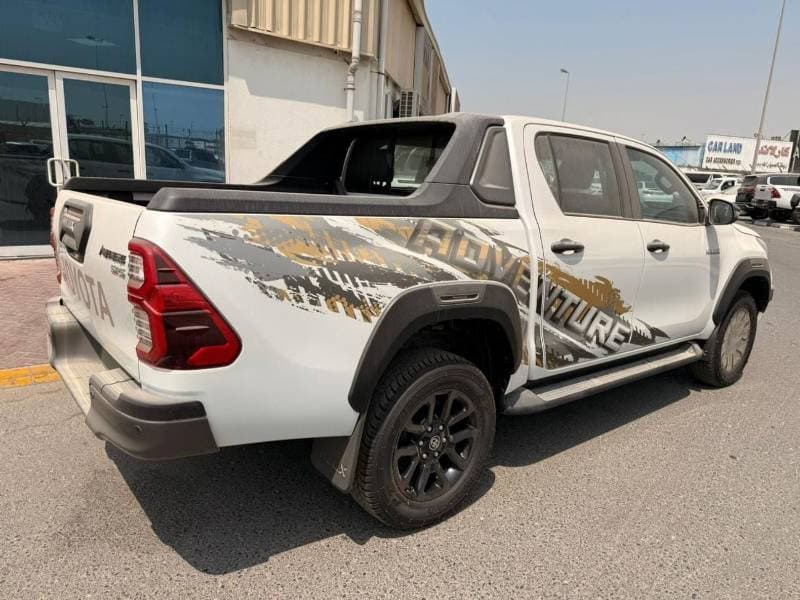 2026 Toyota Hilux ADVENTURE thumbnail 6