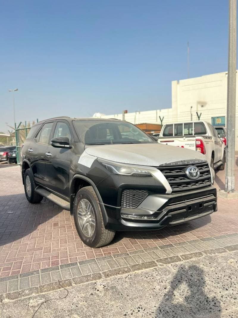 2026 Toyota Fortuner SR5