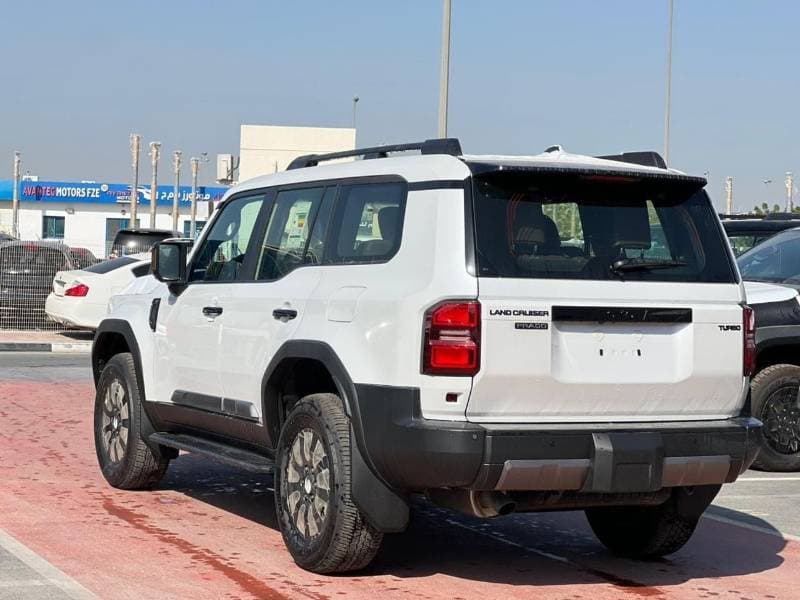 2026 Toyota Prado ADVENTURE thumbnail 5