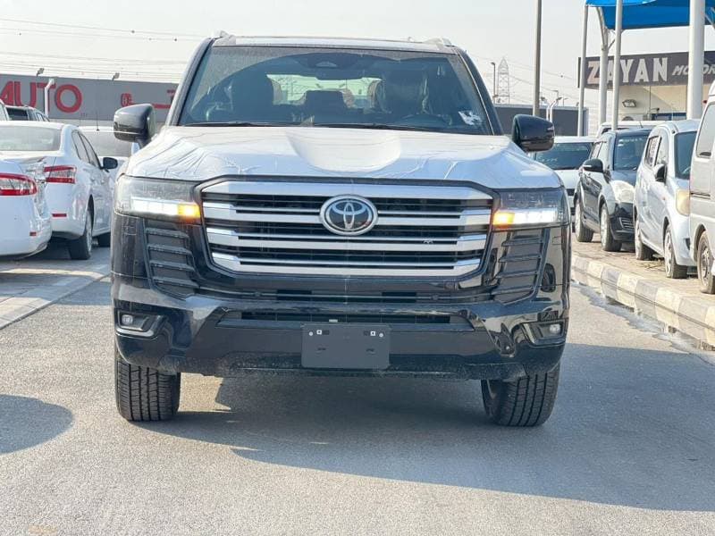2026 Toyota Land Cruiser GXR thumbnail 2
