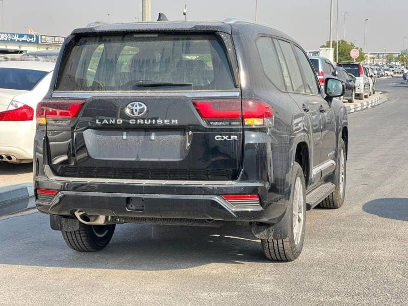 2026 Toyota Land Cruiser GXR thumbnail 4