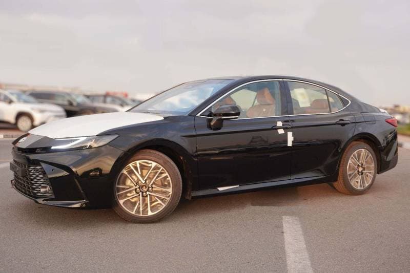 2025 Toyota Camry GLE
