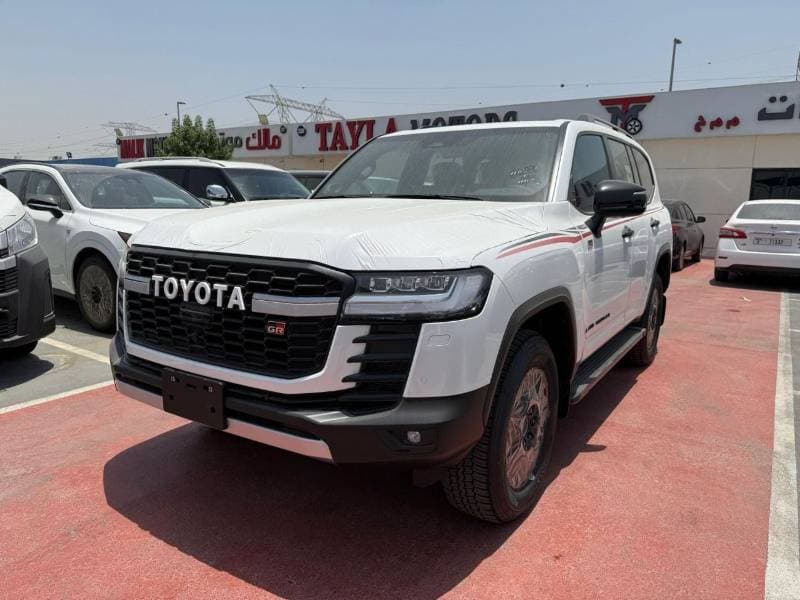 2026 Toyota Land Cruiser GR SPORT thumbnail 3