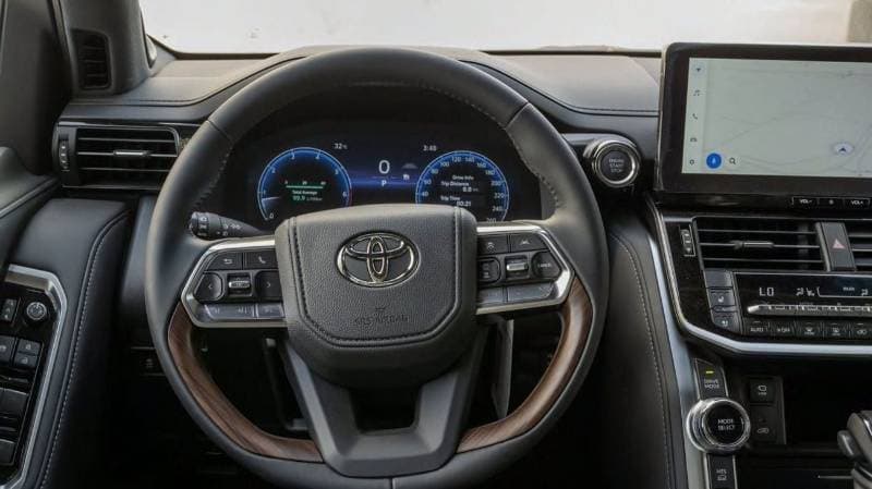 2026 Toyota Land Cruiser VX thumbnail 8