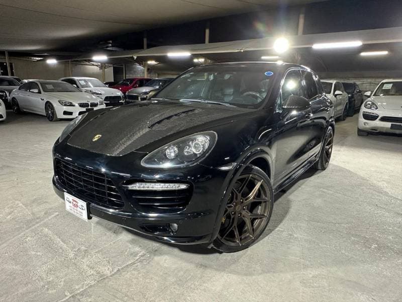 2012 Porsche Cayenne TURBO