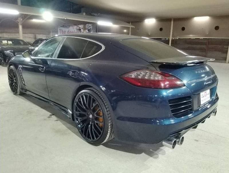 2010 Porsche Panamera S thumbnail 4