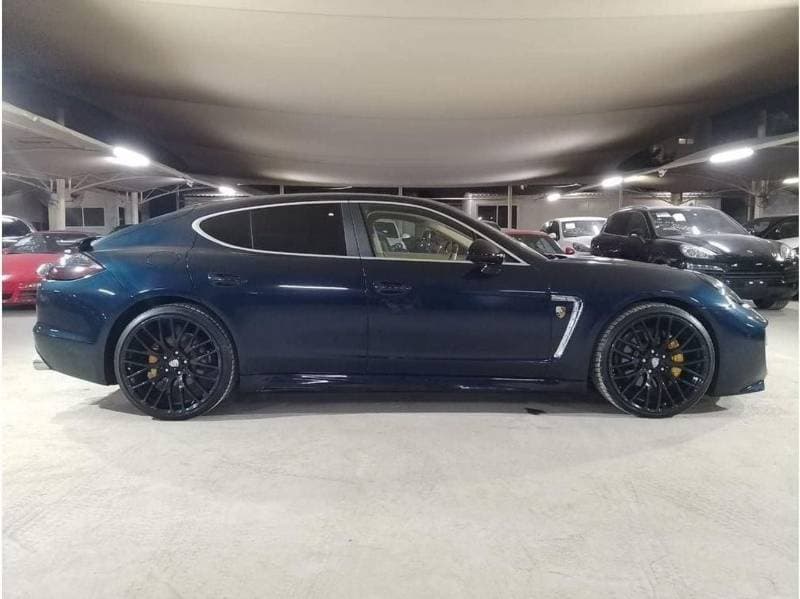 2010 Porsche Panamera S thumbnail 7