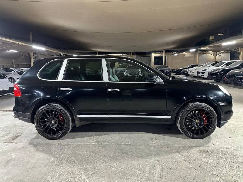 2009 Porsche Cayenne TURBO S thumbnail 6