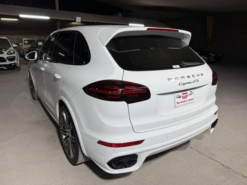 2016 Porsche Cayenne GTS thumbnail 4