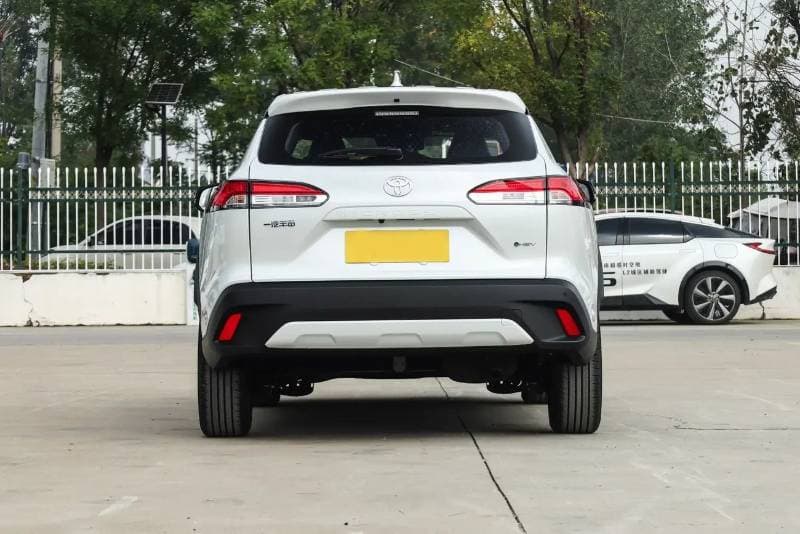 2026 Toyota Corolla Cross thumbnail 3
