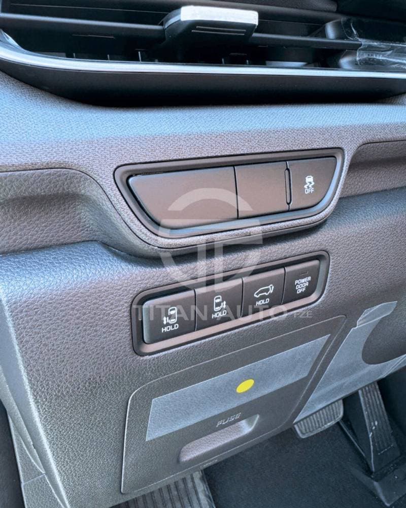 2025 Kia Carnival LX thumbnail 8