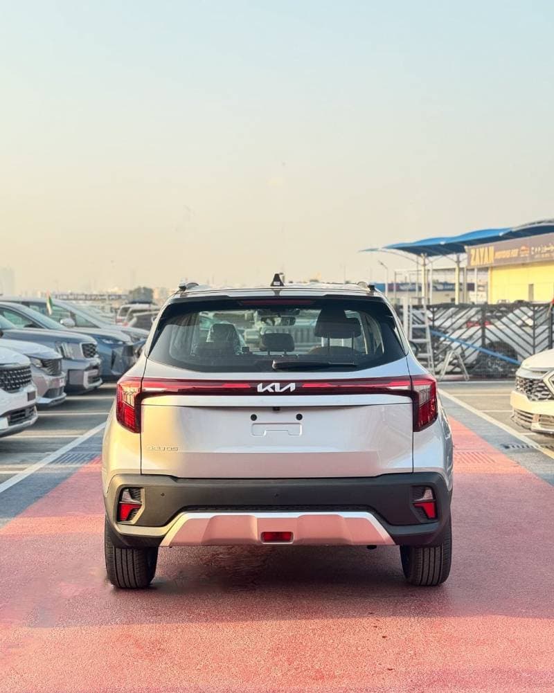 2026 Kia Seltos LX STANDARD thumbnail 4