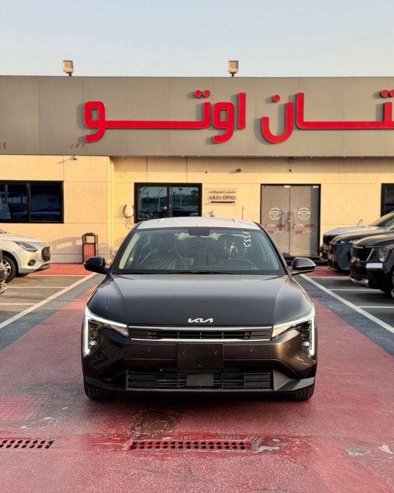 2027 Kia K4 gcc thumbnail 2