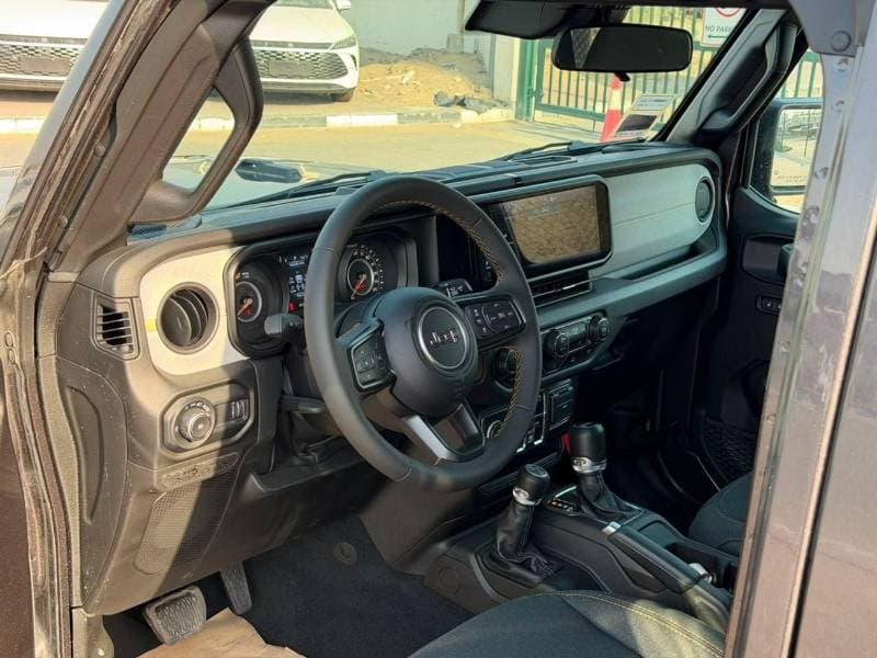 2024 Jeep Wrangler SPORT thumbnail 8
