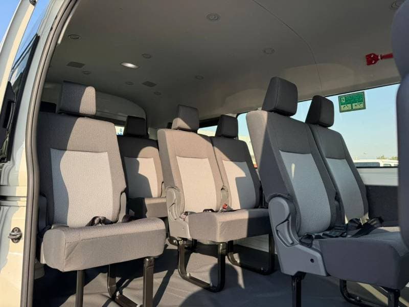2026 Toyota Hiace GL thumbnail 8
