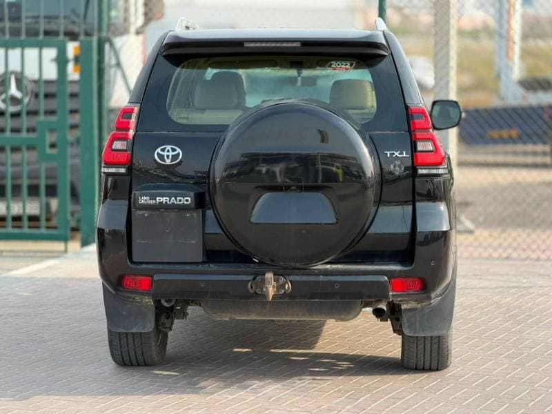 2022 Toyota Prado TX L thumbnail 4