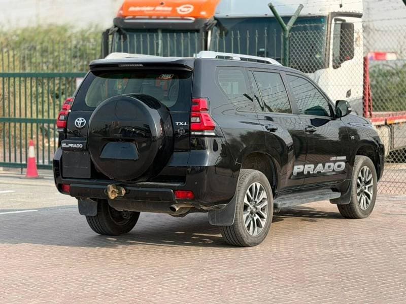 2022 Toyota Prado TX L thumbnail 3