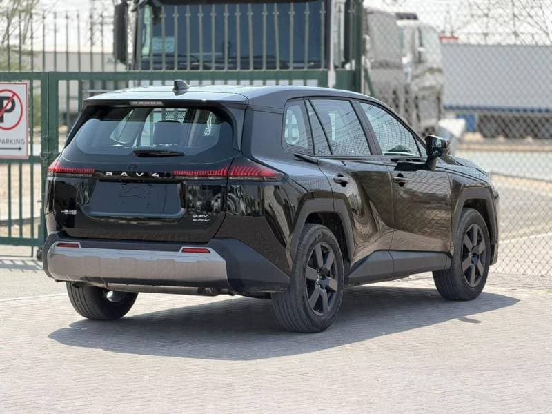 2026 Toyota RAV4 VXR HEV thumbnail 8