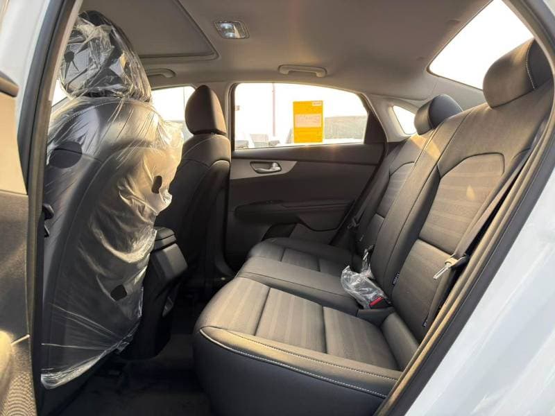 2026 Kia K3 LX STANDARD thumbnail 8