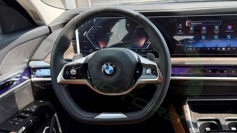 2026 BMW 740i 3.0TT thumbnail 8