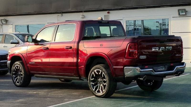 2026 RAM 1500 thumbnail 7