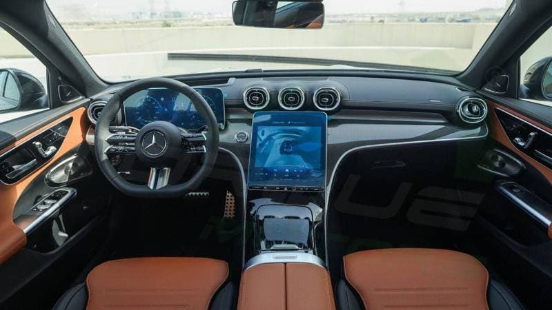 2026 Mercedes Benz C200 STANDARD thumbnail 2