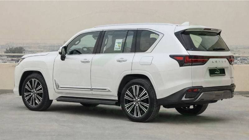 2026 Lexus LX700h SIGNATURE thumbnail 5