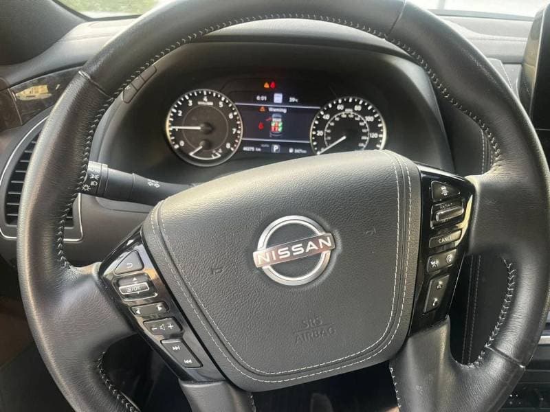 2024 Nissan Armada PLATINUM thumbnail 3