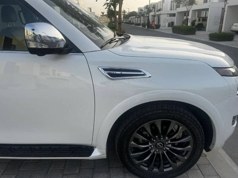 2024 Nissan Armada PLATINUM thumbnail 6