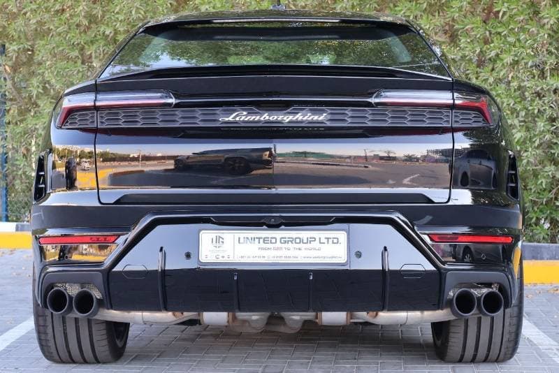 2025 Lamborghini Urus SE thumbnail 4