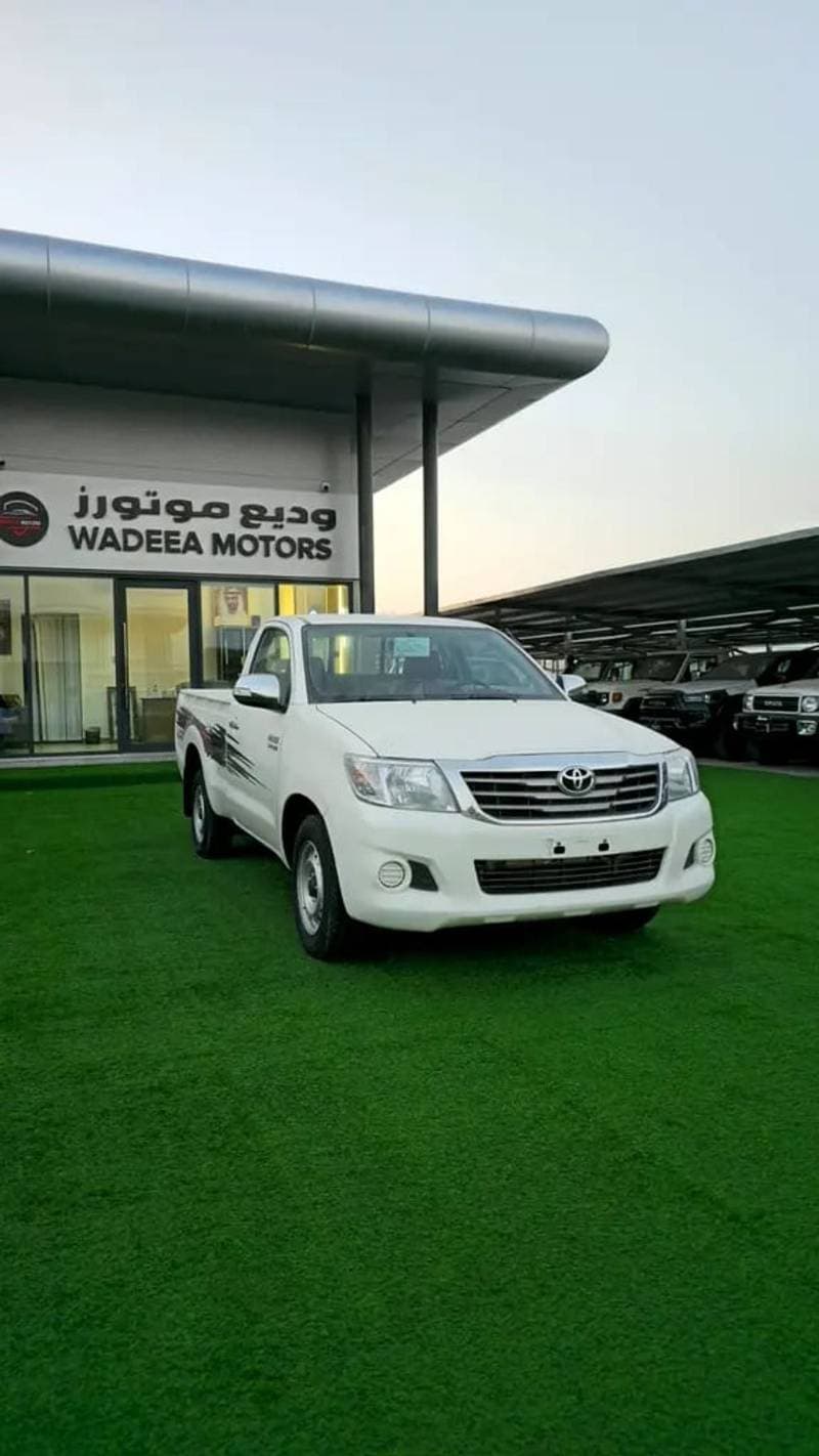 2012 Toyota Hilux DLX
