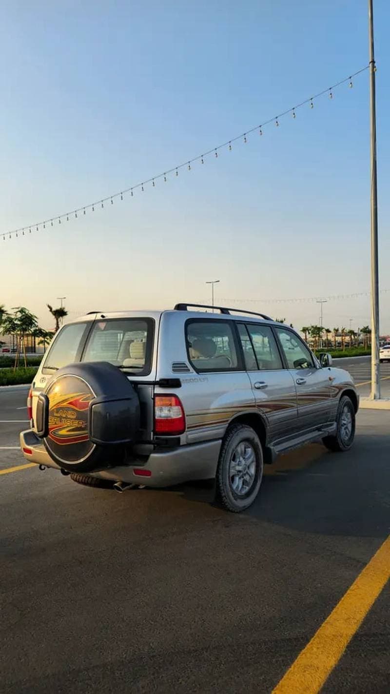 2006 Toyota Land Cruiser GX thumbnail 5