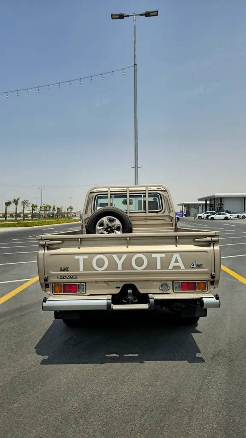 2009 Toyota Land Cruiser 70 LC79 LX thumbnail 8