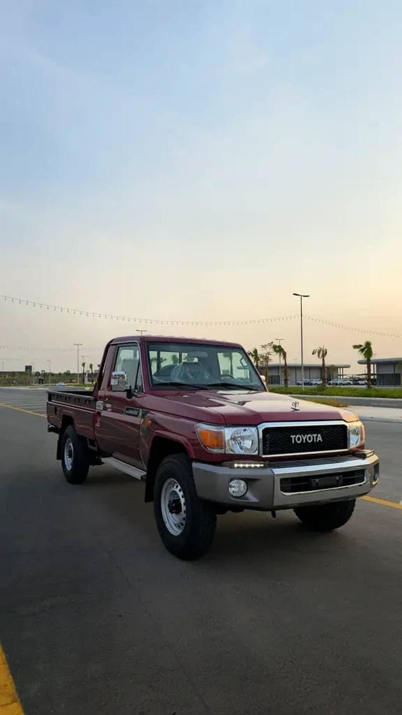 2020 Toyota Land Cruiser 70 LC79 LX thumbnail 3