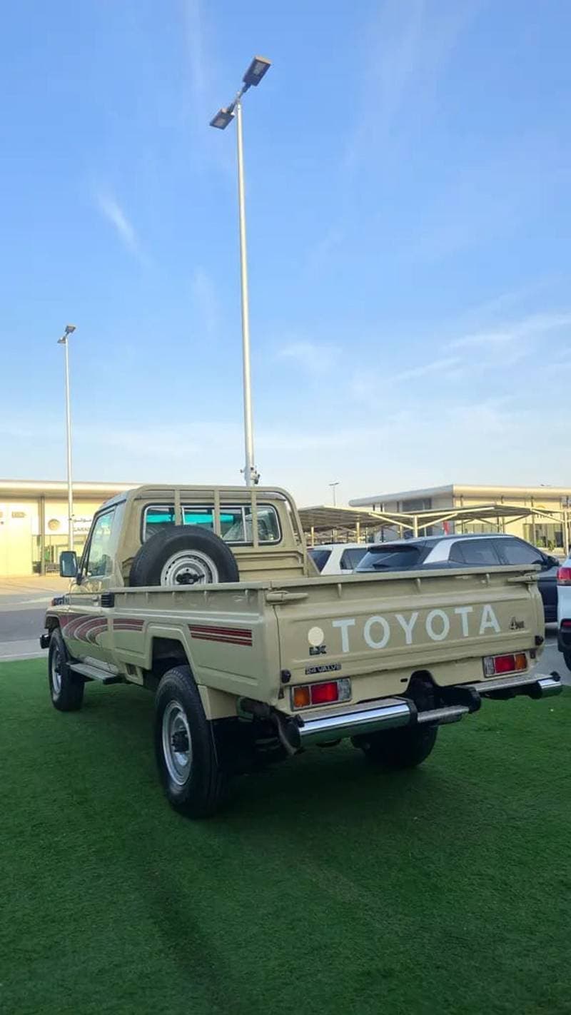2006 Toyota Land Cruiser 70 LC79 LX thumbnail 7