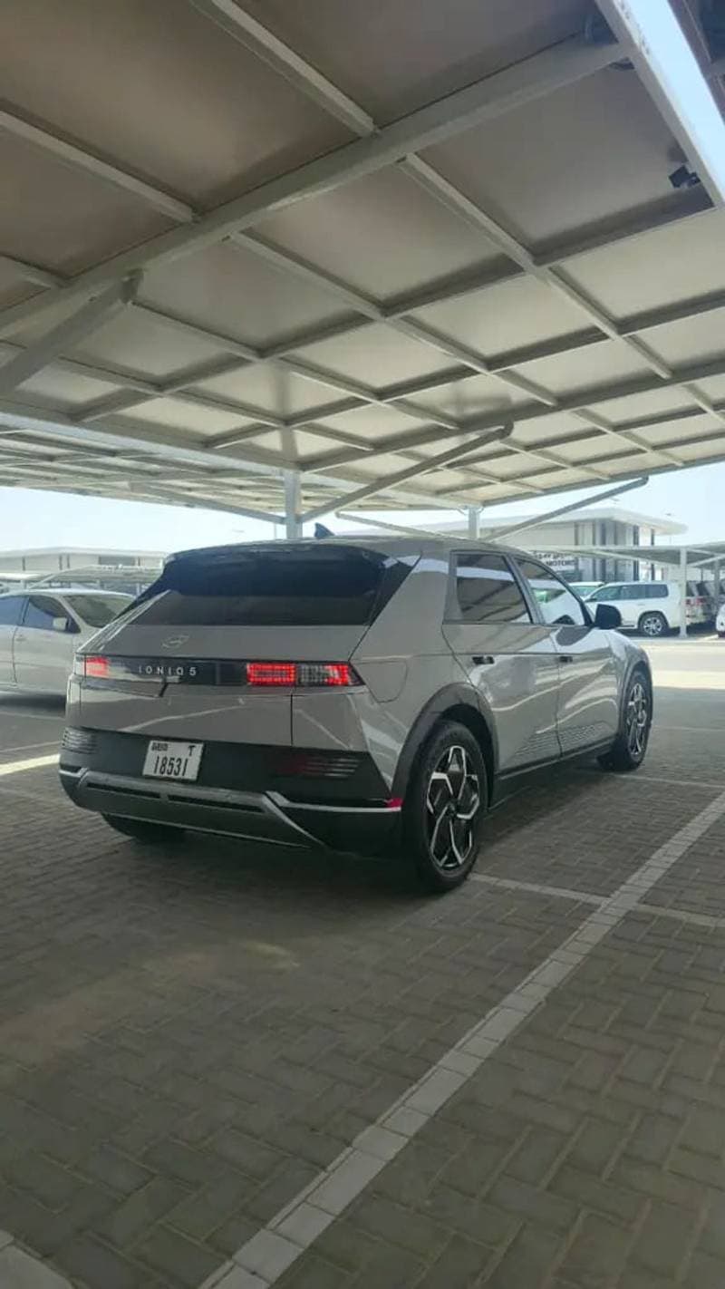2022 Hyundai Ioniq 5 STANDARD thumbnail 4