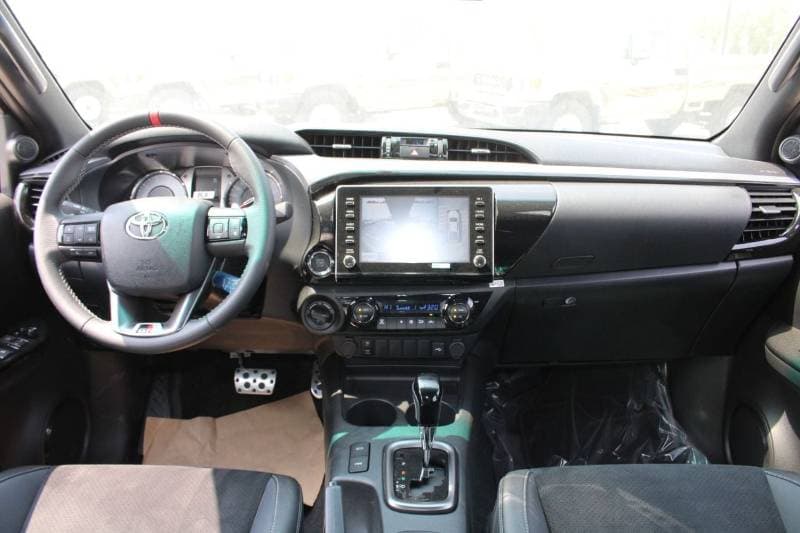 2026 Toyota Hilux GR SPORT thumbnail 7