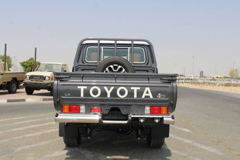 2026 Toyota Land Cruiser 70 LC79 LX thumbnail 6