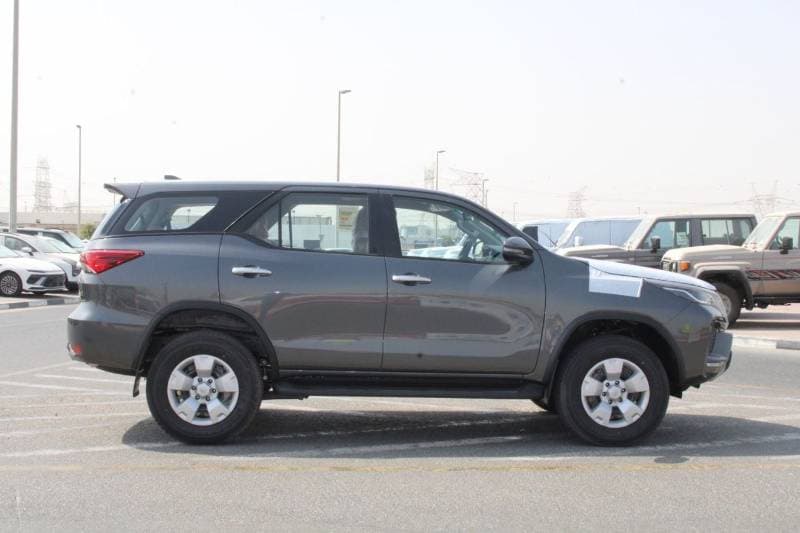 2026 Toyota Fortuner EXR thumbnail 5