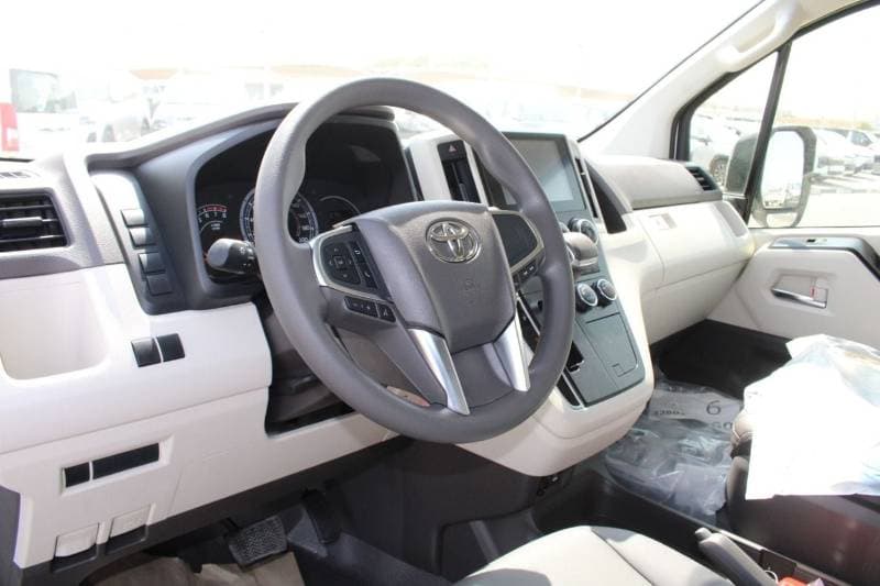 2026 Toyota Hiace GL thumbnail 8