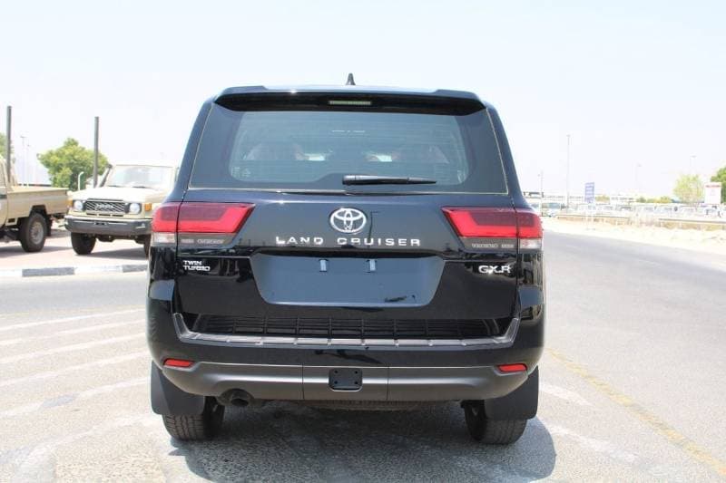 2026 Toyota Land Cruiser GXR thumbnail 6