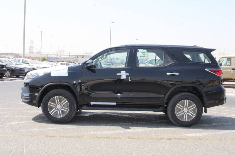 2026 Toyota Fortuner G thumbnail 3