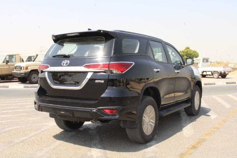 2026 Toyota Fortuner G thumbnail 4