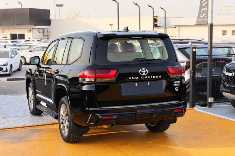 2026 Toyota Land Cruiser GXR thumbnail 4