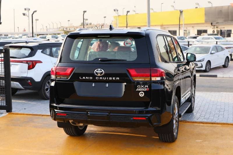 2026 Toyota Land Cruiser GXR thumbnail 6
