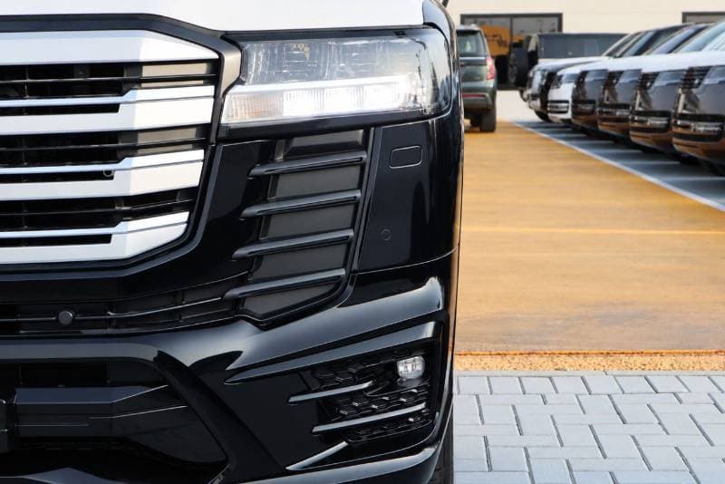 2026 Toyota Land Cruiser GXR thumbnail 8